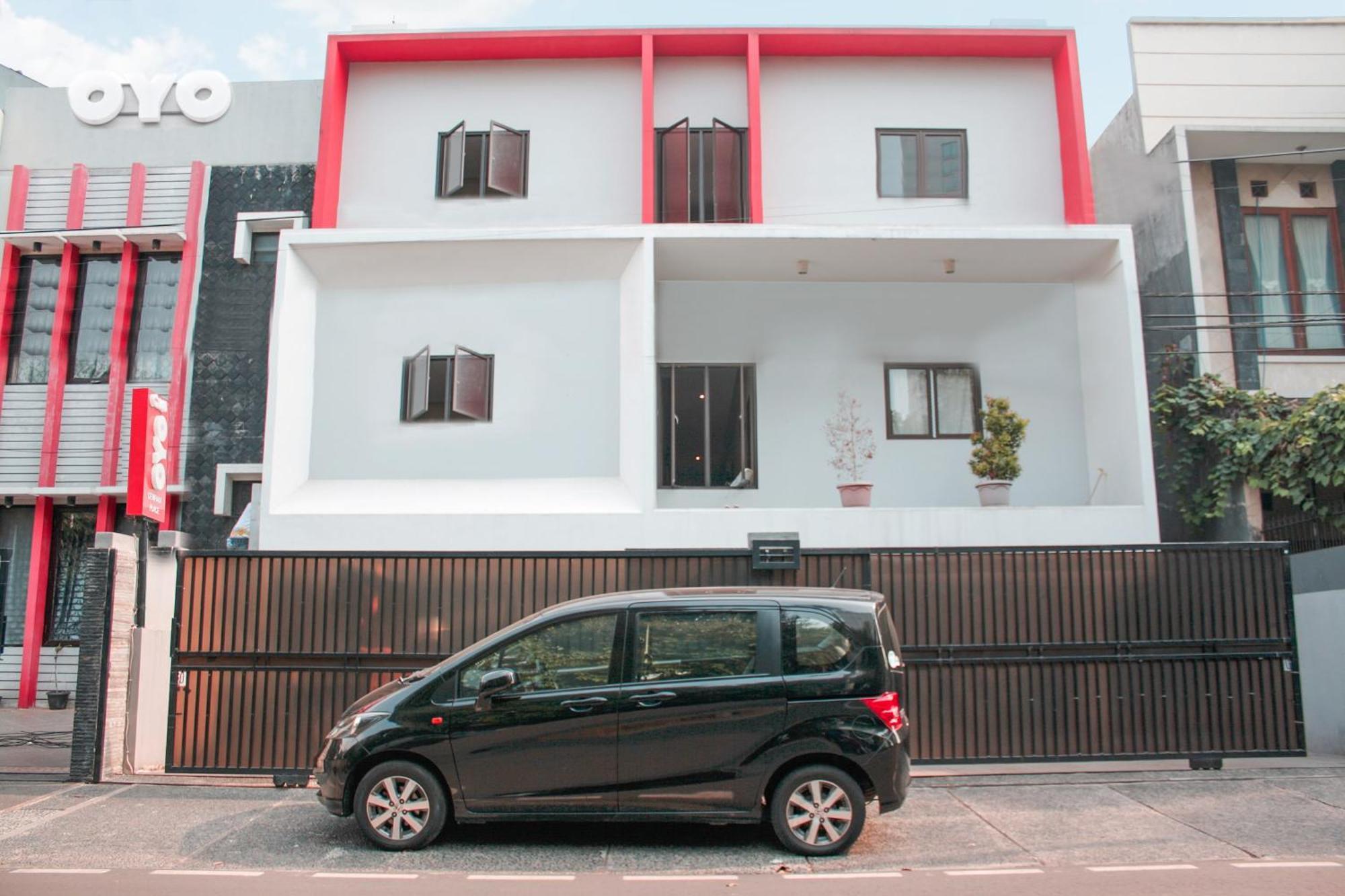 Oyo 148 Cempaka Place Homestay Cakarta Dış mekan fotoğraf
